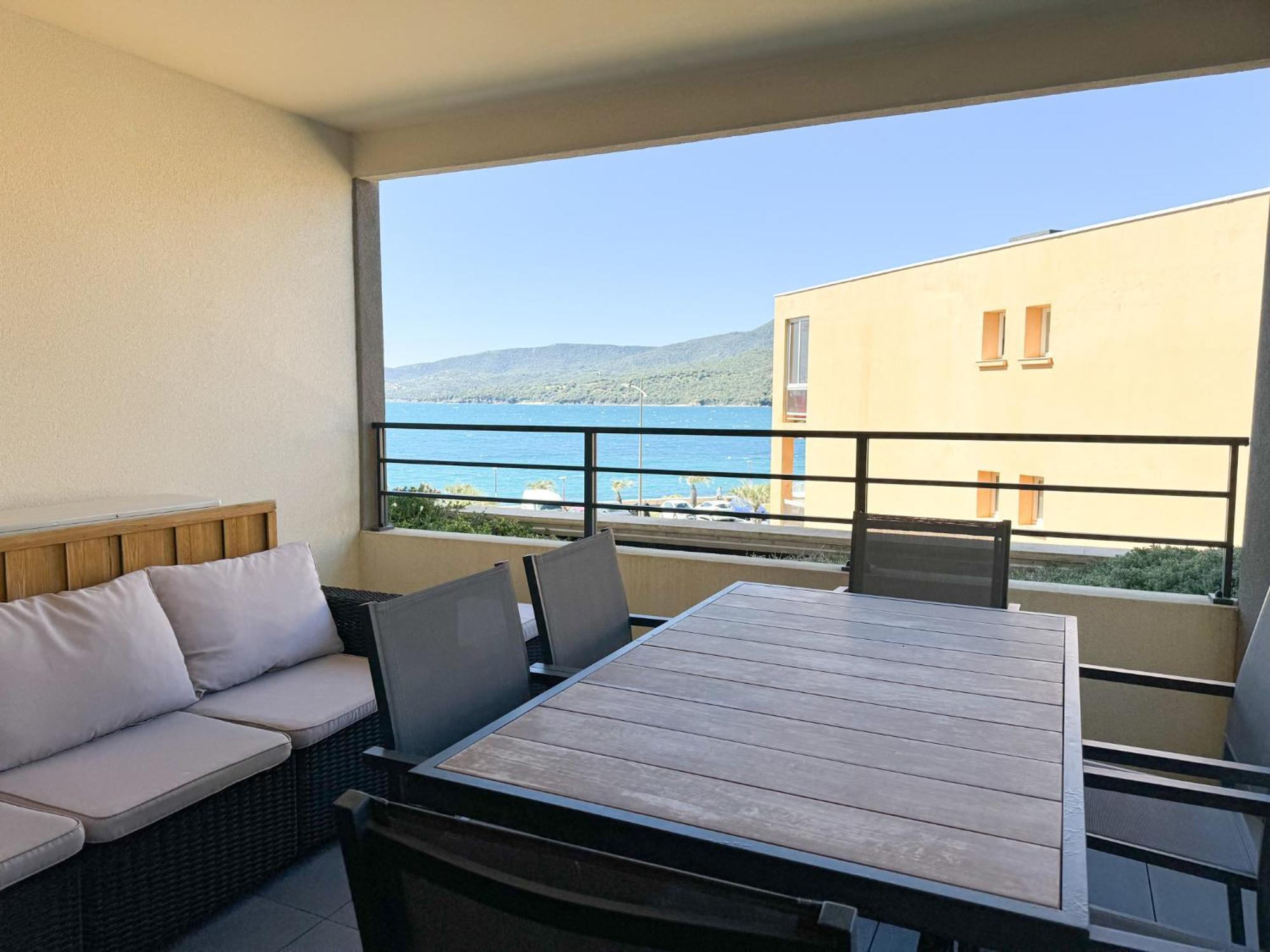 Fronte Di Mare 2 Chambres Vue Mer - 1 普罗普里亚诺 外观 照片